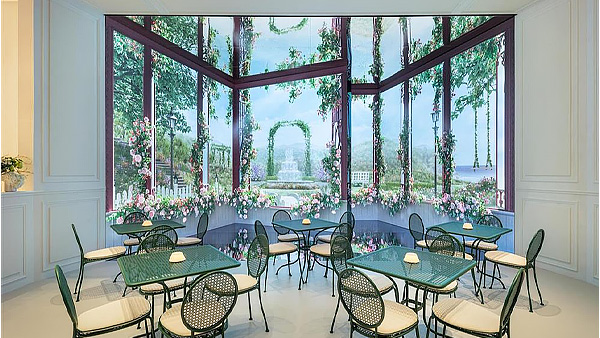 Dior Cafe