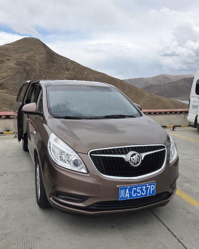 西藏旅行團 包車司機 汽車