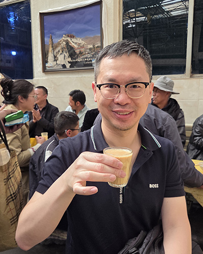 西藏旅行團 拉薩美食 老光明甜茶館 林Sir飲1元甜茶